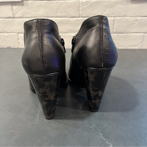 42 Gold sz 10 Koral black leather pointy toe heeled boots - Picture 10 of 16